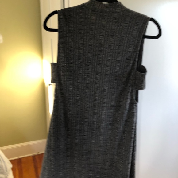 Grey sweater dress with side cut outs - Picture 3 of 3